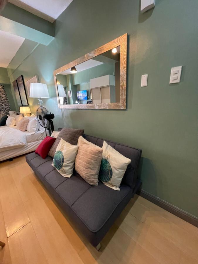 Poolside Family Room Greenbelt Makati Makati City ภายนอก รูปภาพ