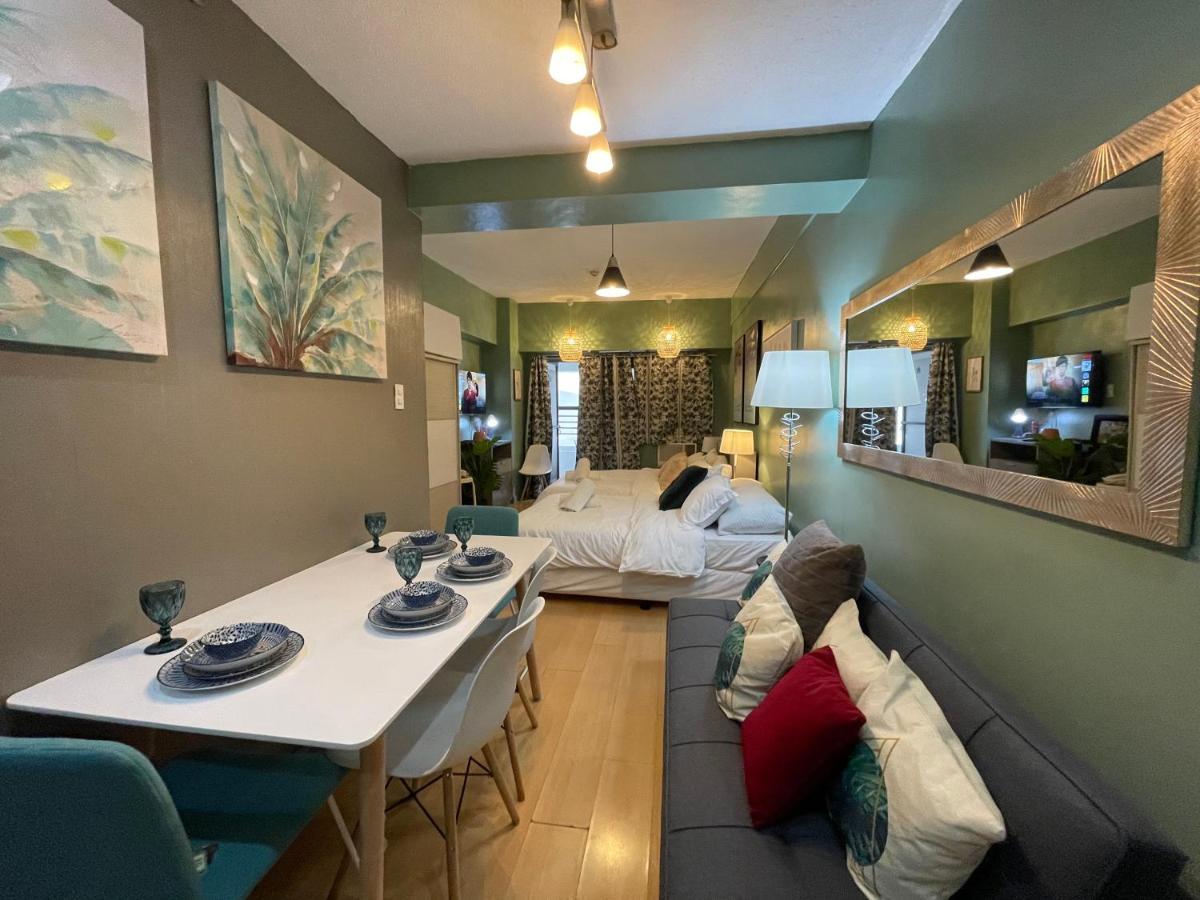Poolside Family Room Greenbelt Makati Makati City ภายนอก รูปภาพ